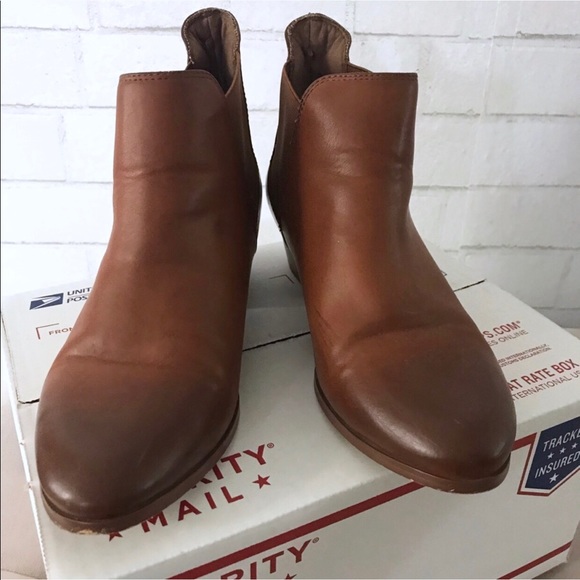 Saddle Ankle Booties - size 7 - Picture 3 of 5